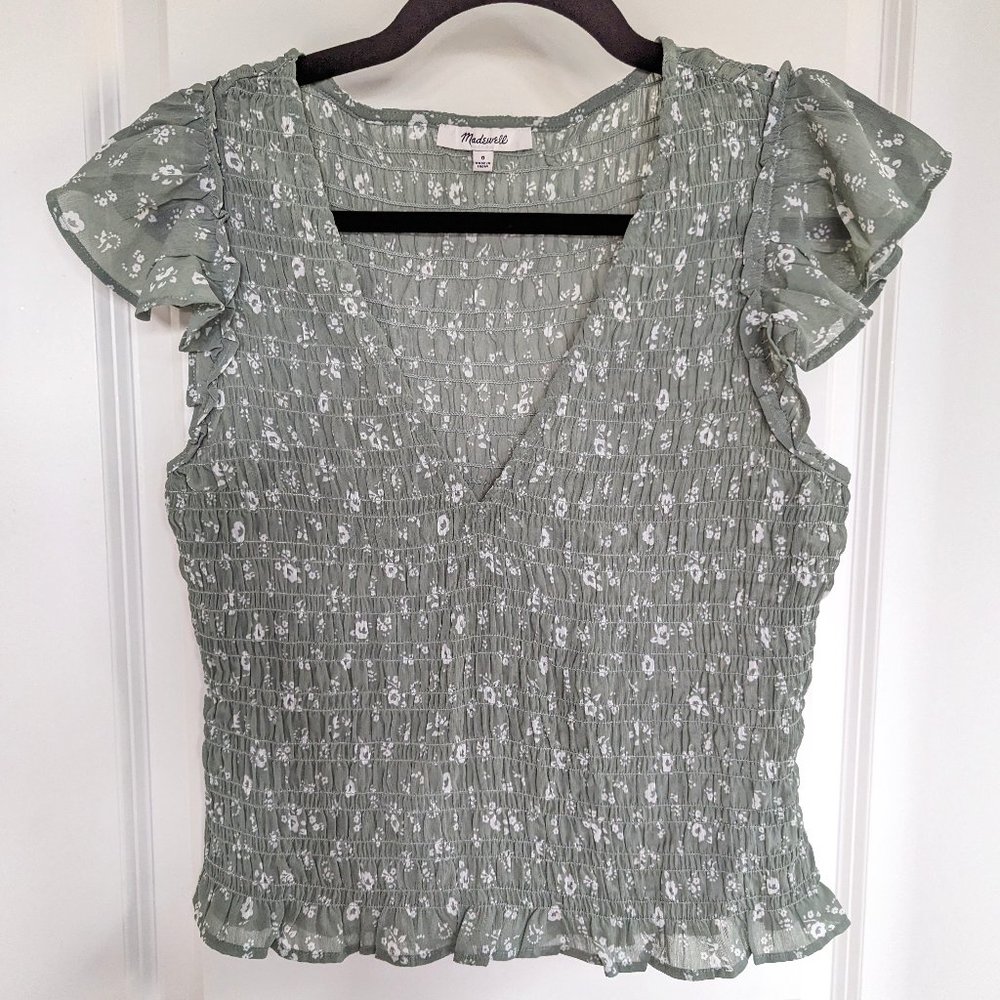 Madewell Lucie V-Neck Smocked Top in Cottage Garden